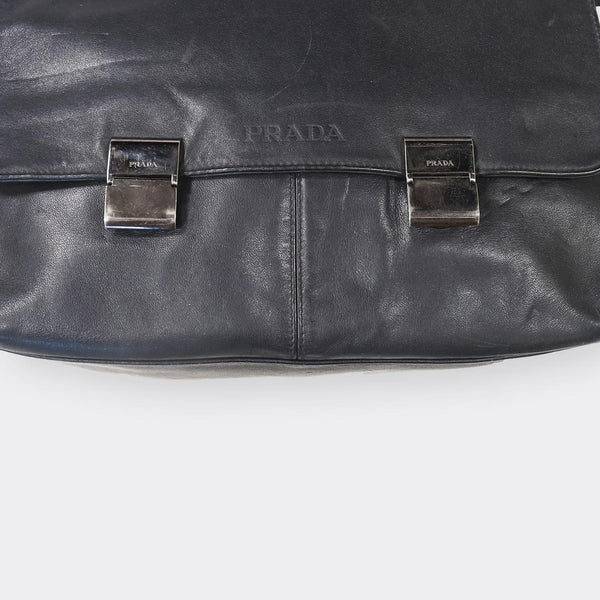 Old bones PRADA classic parachute canvas side back messenger bag V7 vintage  - Shop oldbones Messenger Bags & Sling Bags - Pinkoi